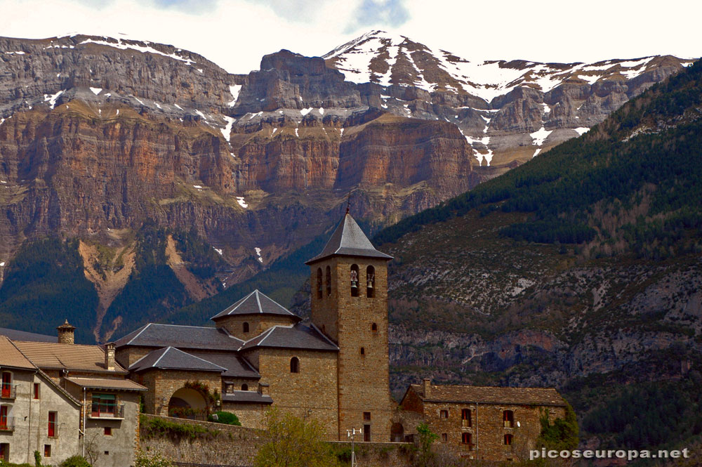 Torla, Pirineos de Huesca, Aragon, Parque Nacional de Ordesa y Monte Perdido